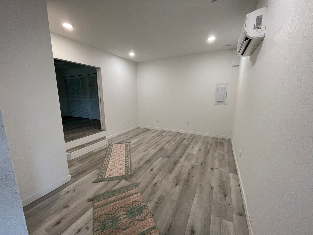 4203 81st Pl Ne - Photo 2 of 14