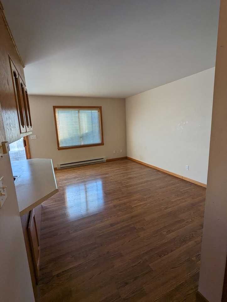 Federal Town Homes - Photo 4 of 17