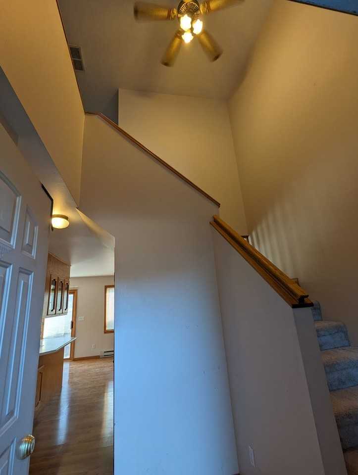 Federal Town Homes - Photo 6 of 17