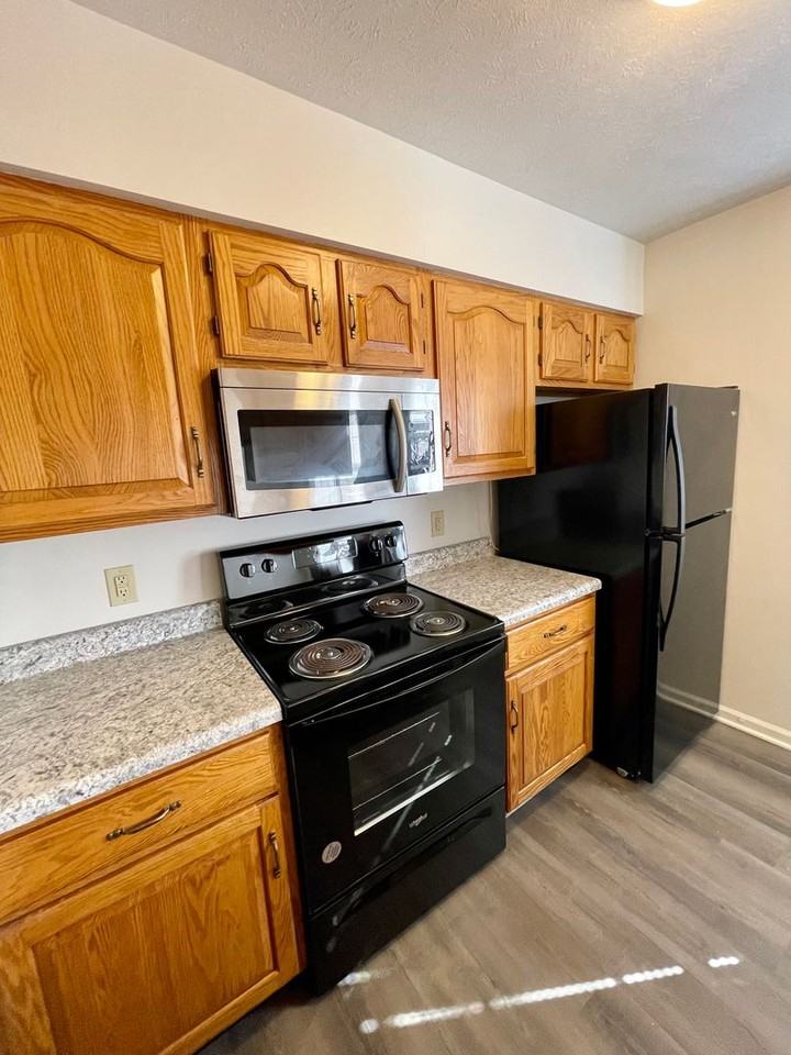 103 Weeping Willow Ln #B - Photo 5 of 14