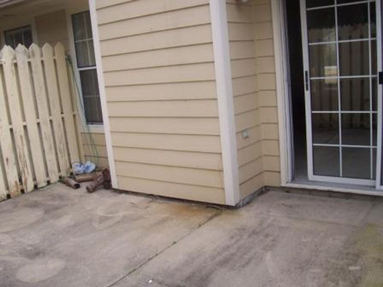 1107 Gilgo Rd - Photo 2 of 11