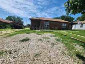 1411 N Erie Ave - Photo 1 of 1