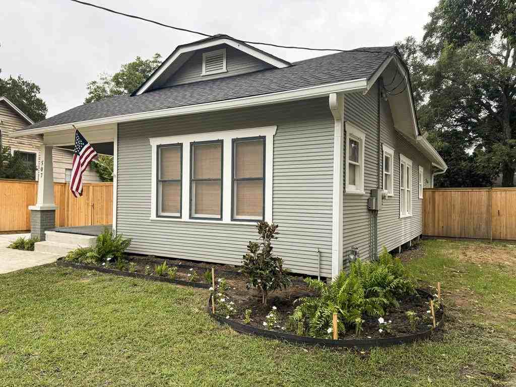 507 W Brazos St - Photo 2 of 30