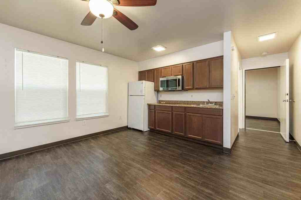 Wise Transitions - 6552 SW 19th Ave - Photo 2 of 24