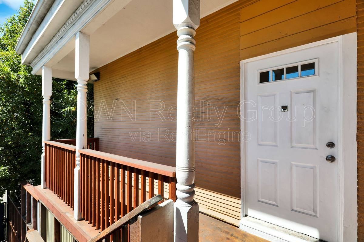 840 36th Ave - Photo 3 of 10