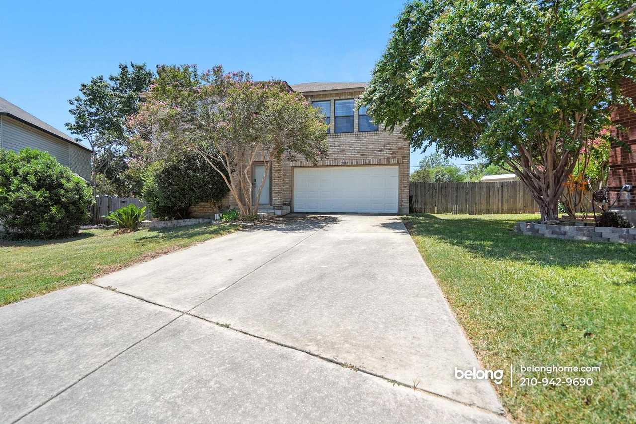 2802 Redrock Trl - Photo 2 of 18