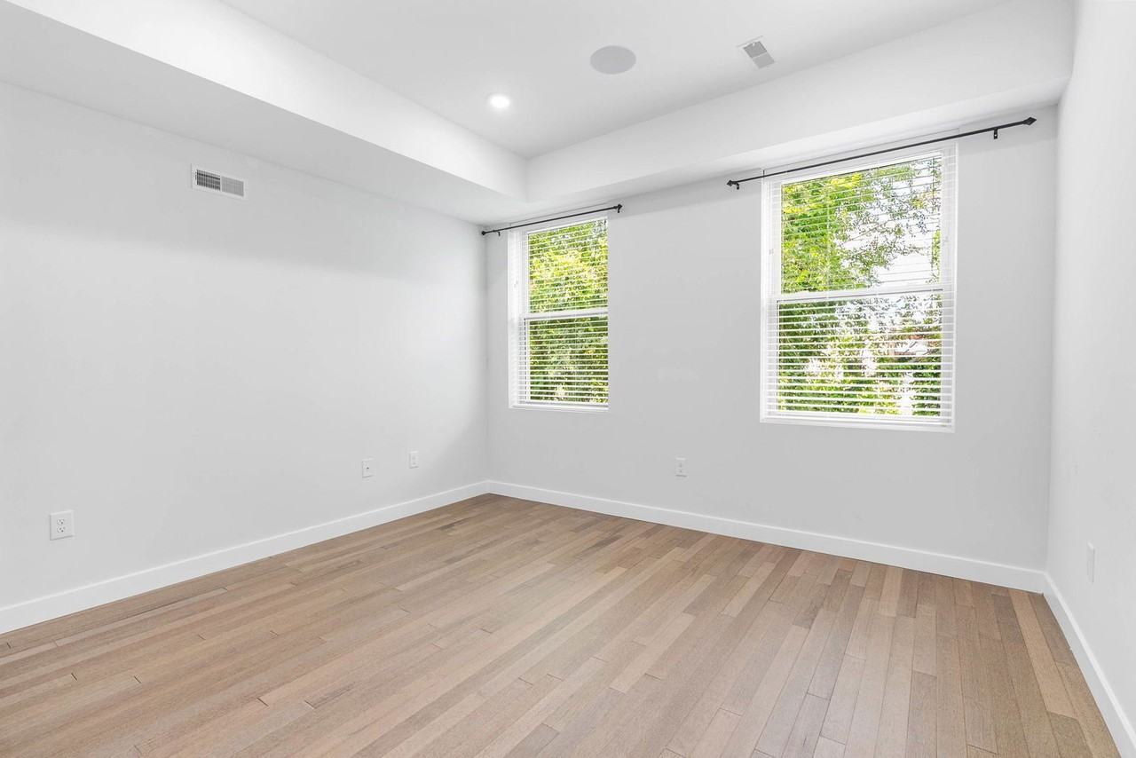 2032 North Franklin Street #B - Photo 7 of 26