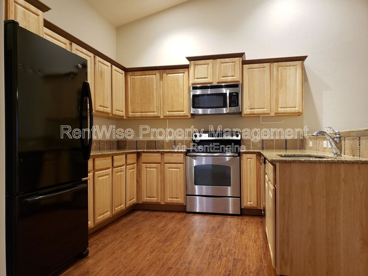6260 N Maximus Pl - Photo 4 of 18