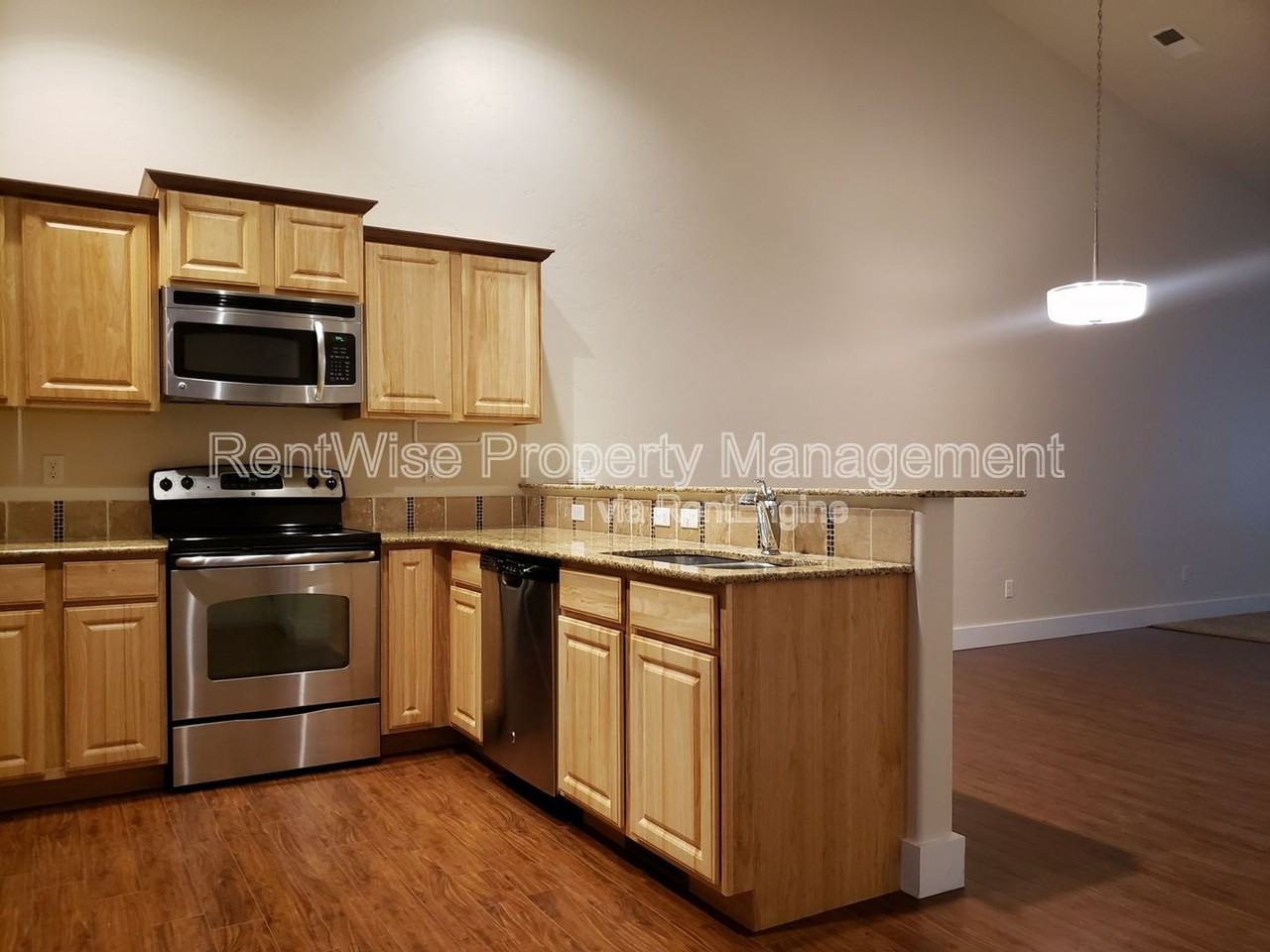 6260 N Maximus Pl - Photo 7 of 18