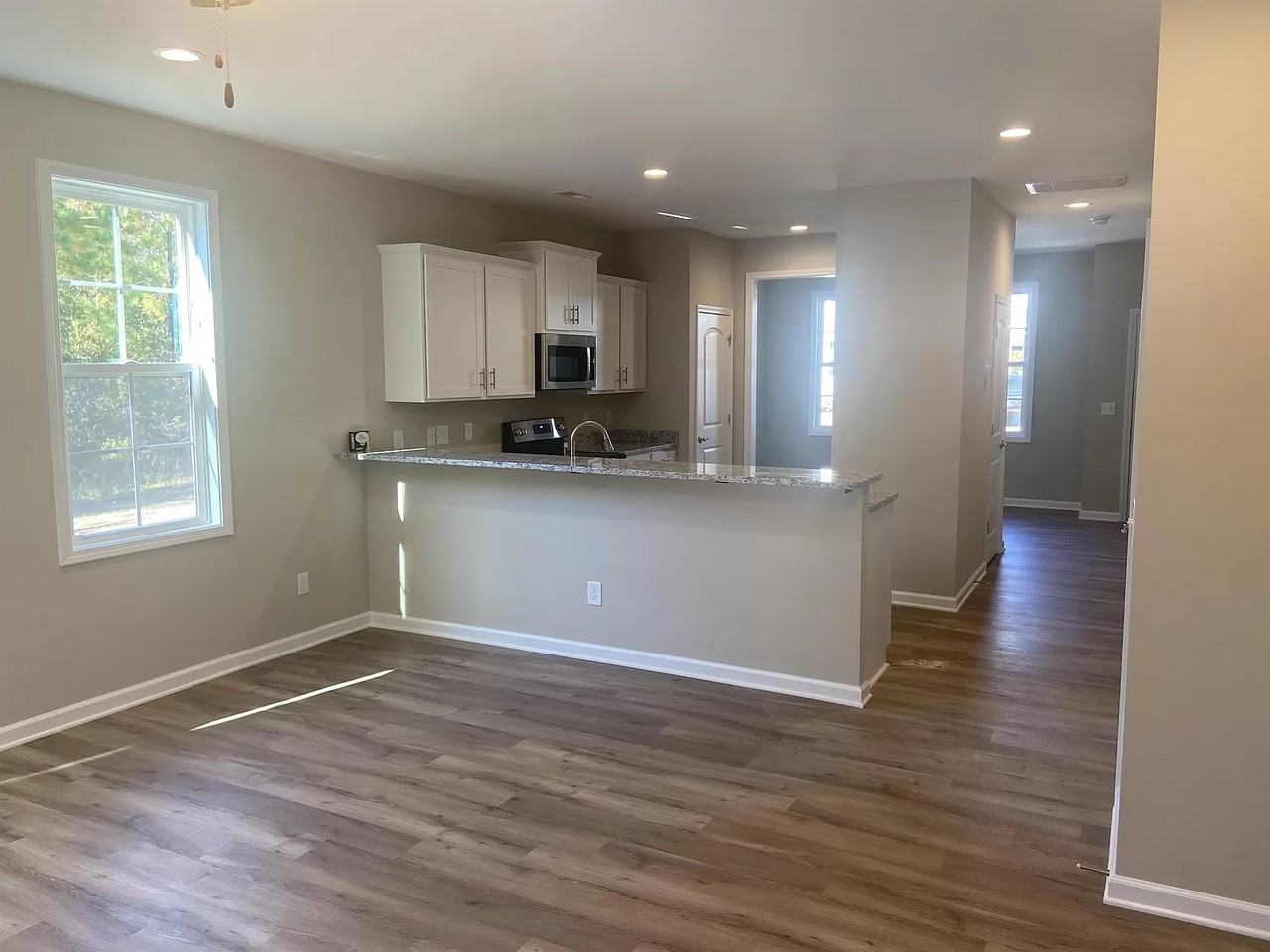 175 Old Murdoch Rd #805 - Photo 7 of 8