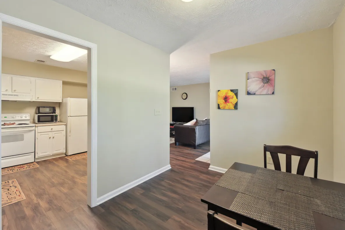 144 Scandia Cir #1 - Photo 4 of 20