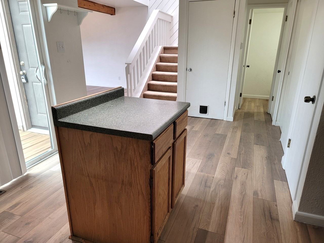 1152 S Yosemite Way #1 - Photo 3 of 25