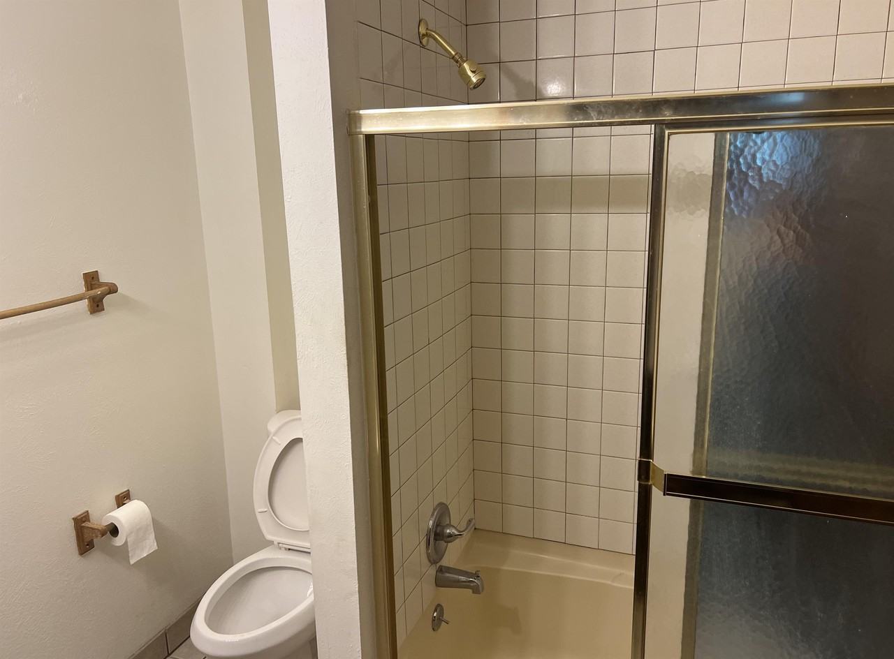 125 S Main St #2 - Photo 3 of 5