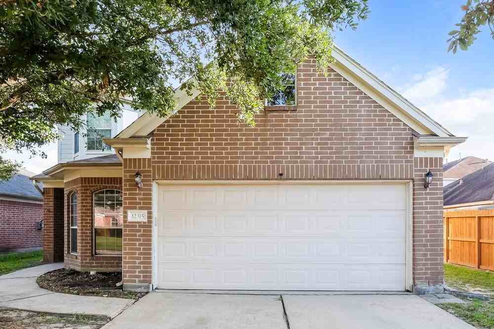 12315 English Brook Cir - Photo 4 of 17