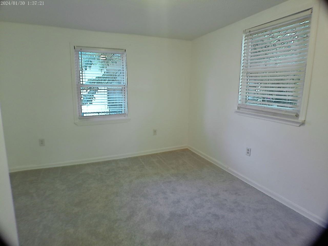 1061 W 33rd St - Photo 7 of 9