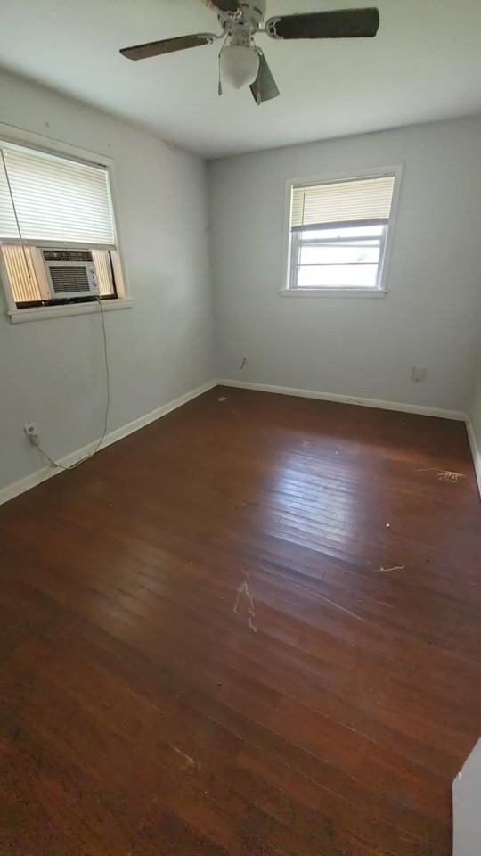 106 S 14th St - Photo 2 of 5