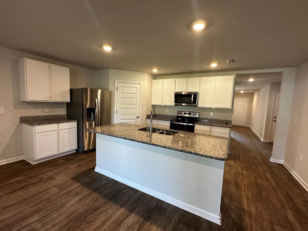 24525 Alamitos Trace Dr - Photo 4 of 27