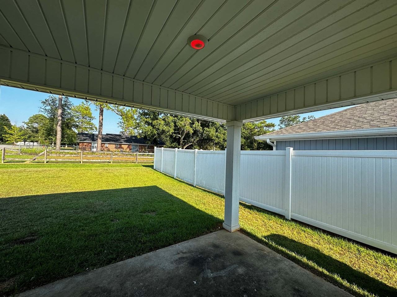 24525 Alamitos Trace Dr - Photo 2 of 27