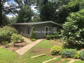 1613 Peace St - Photo 1 of 1