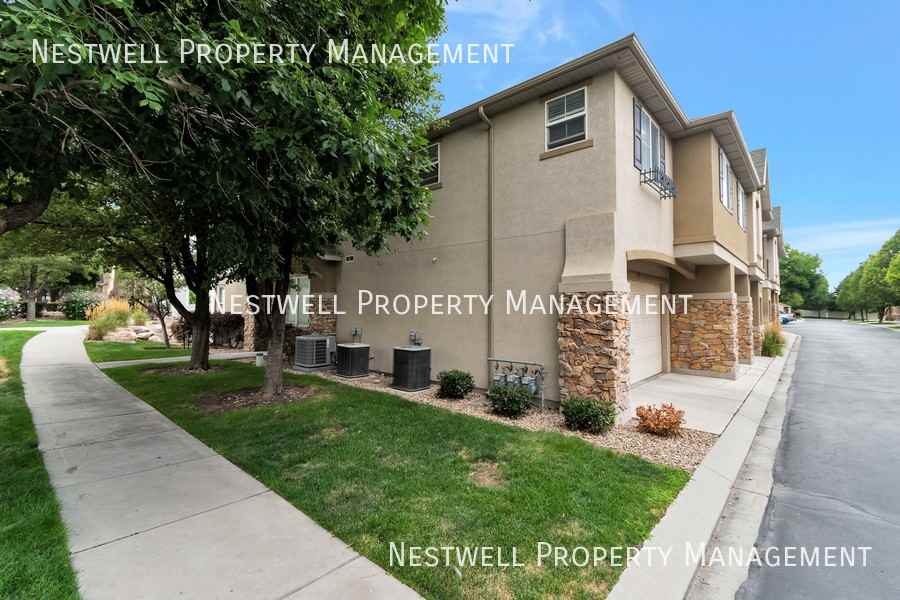 6786 Valence Lane - Photo 2 of 20