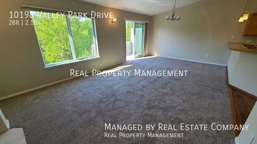 10198 Valley Park Dr - Photo 2 of 27