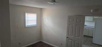 featured image of 1802 E 1st St #6