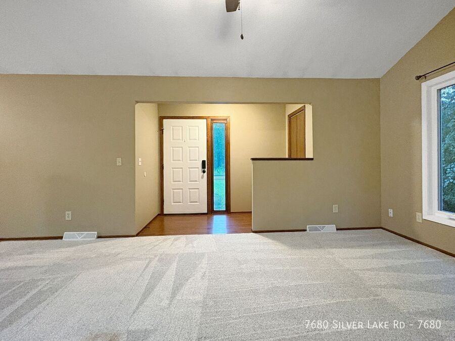 7680 Silver Lake Rd #7680 - Photo 3 of 26