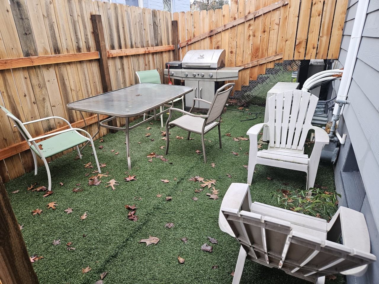 413 Nw 27th St #B100 - Photo 4 of 9