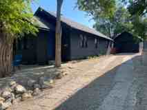 627 S Melrose St - Photo 1 of 1