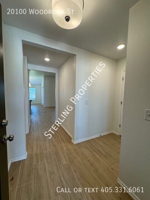 20100 Woodrock St - Photo 3 of 28