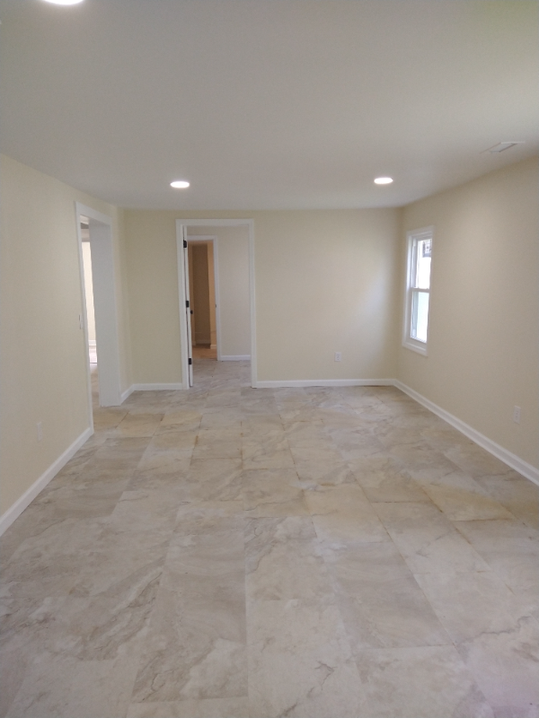 301 D St #B - Photo 6 of 13