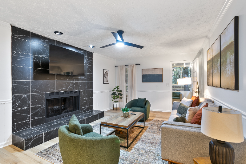 165 N Fayette Dr - Photo 2 of 20