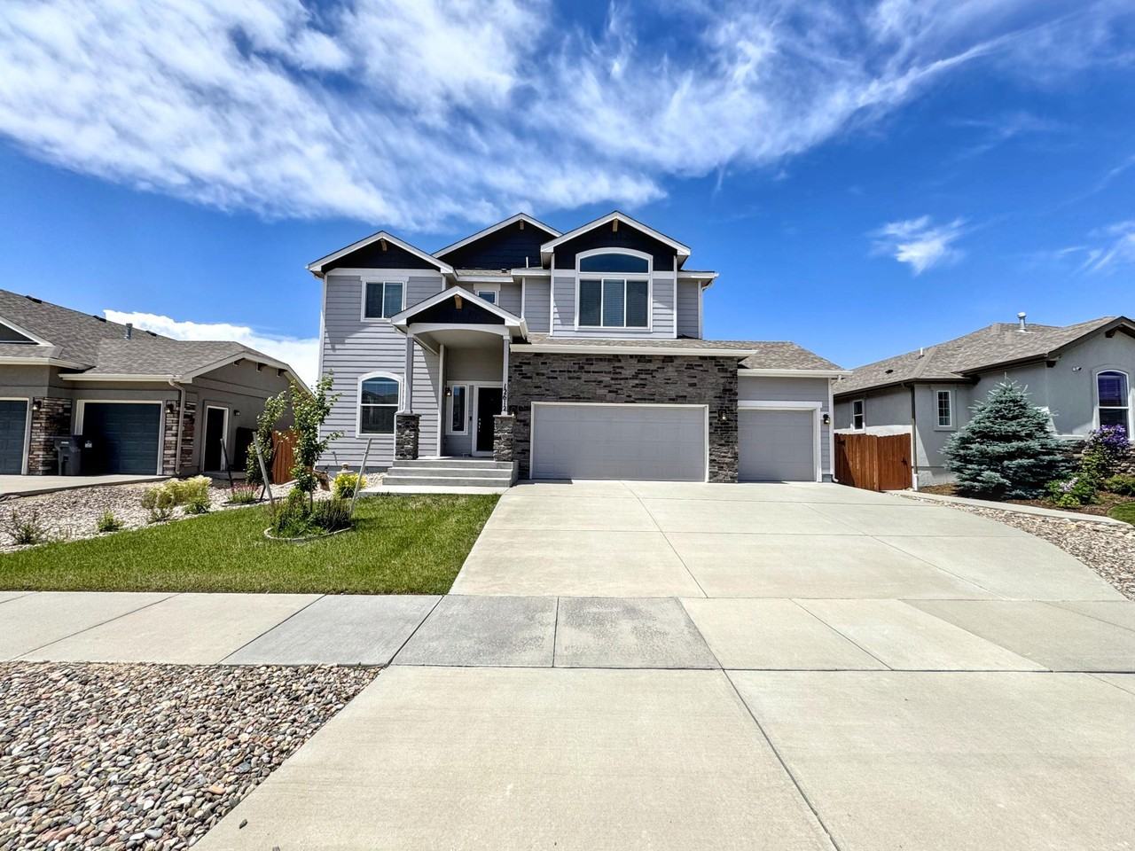 12612 Longview Park Ln - Photo 2 of 32