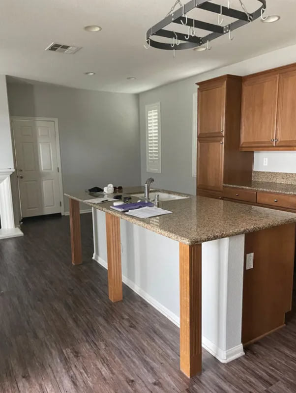 27520 Peony Ln - Photo 2 of 6