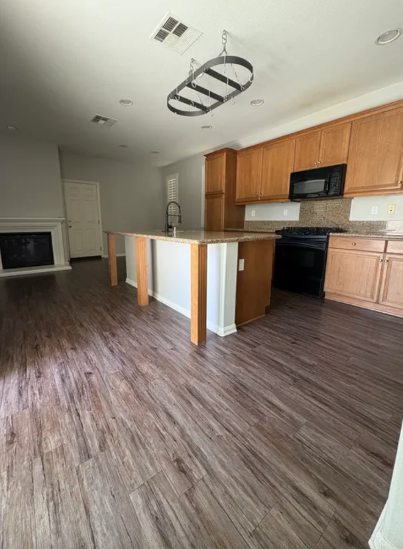 27520 Peony Ln - Photo 3 of 6
