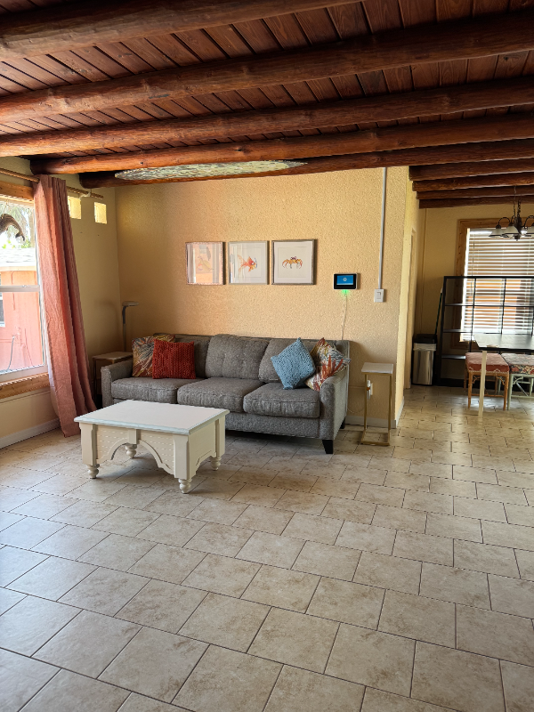 385 Woodland Ave - Photo 6 of 20