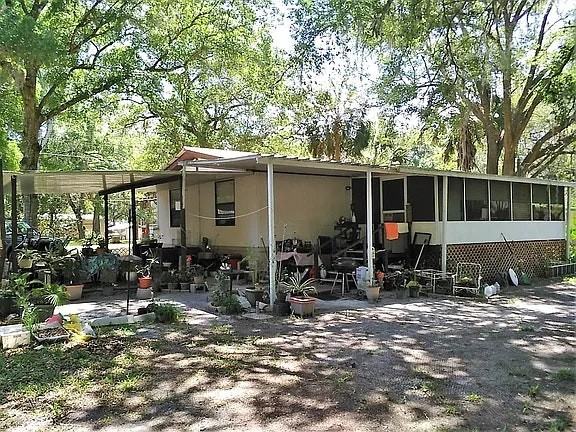 2570 Northwestterrace - Photo 2 of 5