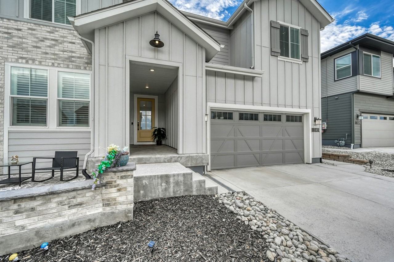 1497 Stablecross Dr - Photo 2 of 38