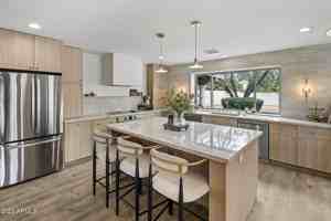 featured image of 7001 E Thunderbird Rd