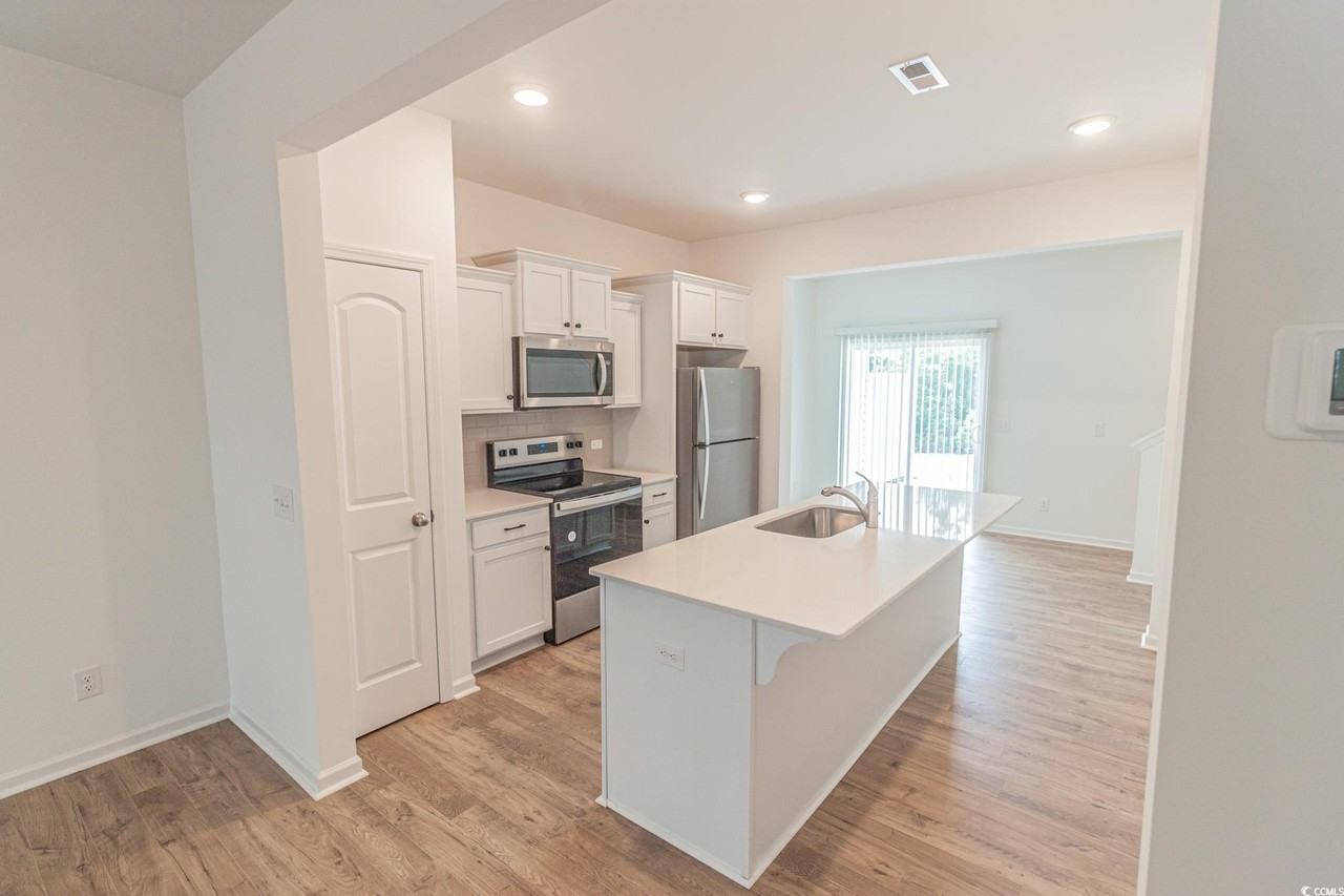 195 Crescent Way - Photo 5 of 23