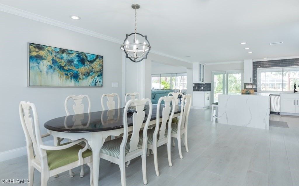 1517 Sw 58th St - Photo 5 of 26