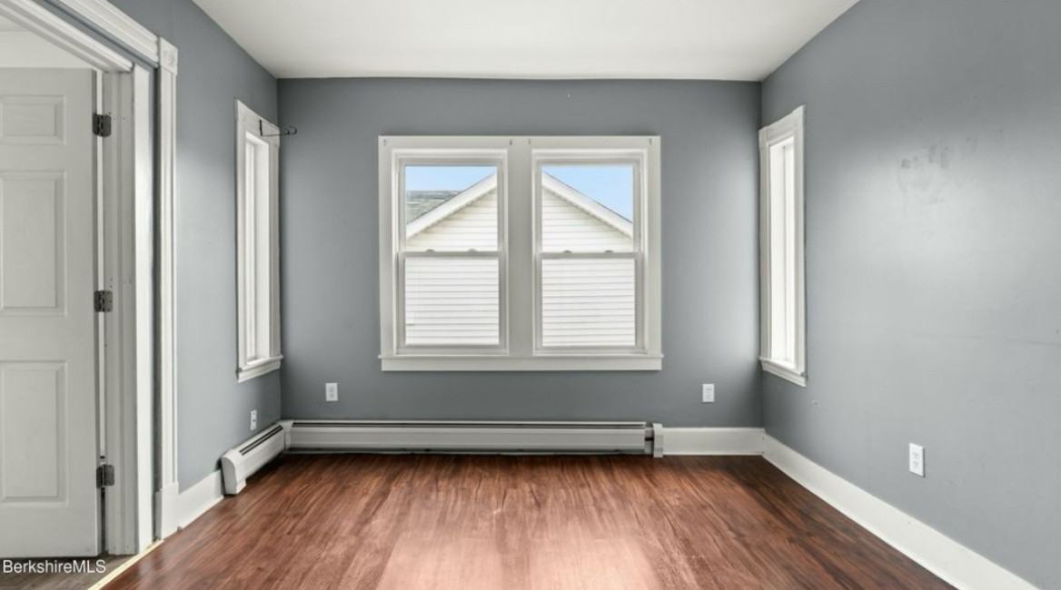 217 Bradford Street - Photo 3 of 8
