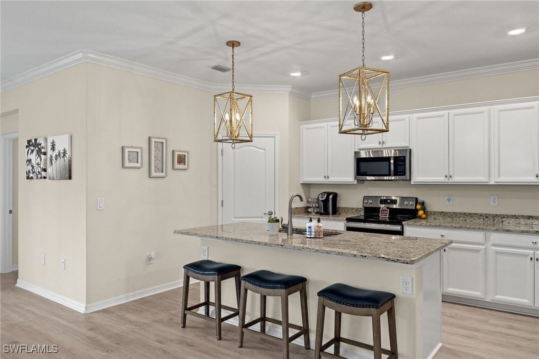 19701 Deming Ln - Photo 6 of 30