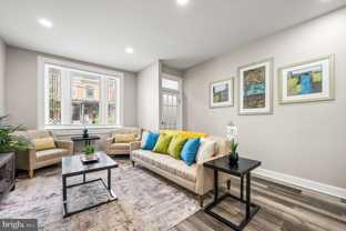 930 N 30th St - Photo 1 of 1