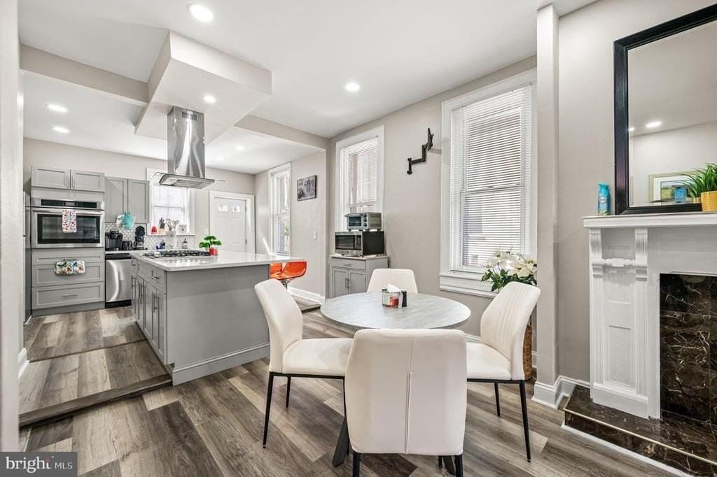 930 N 30th St - Photo 5 of 20