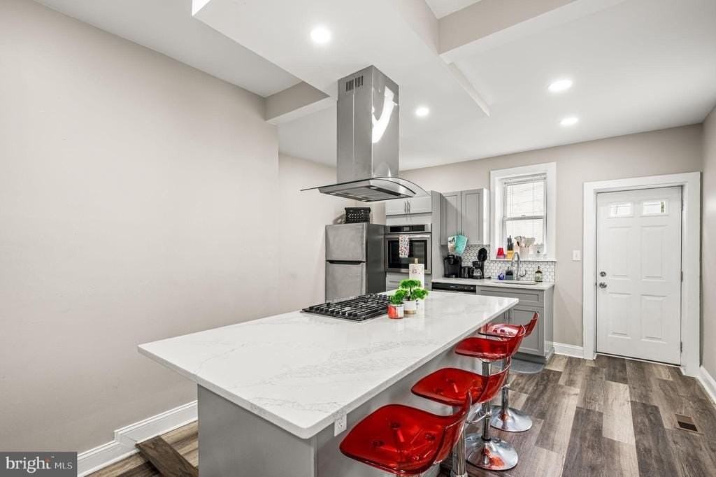 930 N 30th St - Photo 7 of 20