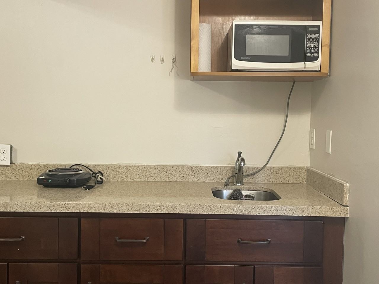 10146 141 St #1 - Photo 3 of 8