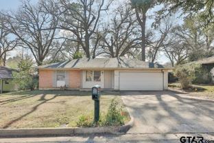 2811 Amy Ln - Photo 1 of 1