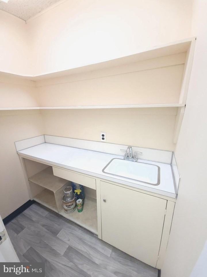 304 Levering Mill Rd - Photo 6 of 10