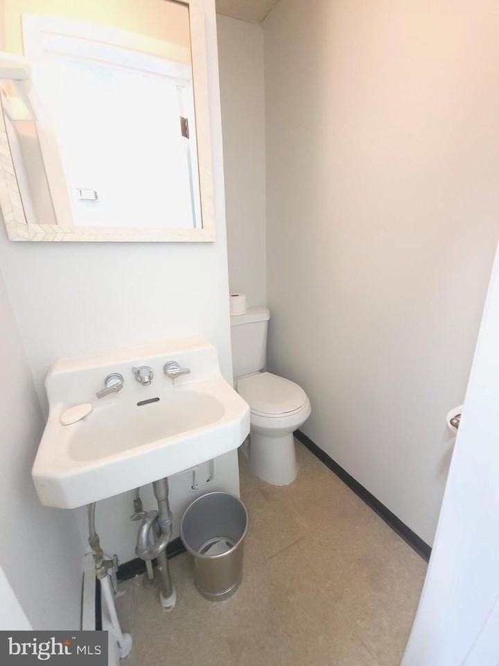 304 Levering Mill Rd - Photo 7 of 10